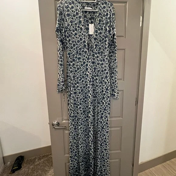 RESA Blue Floral Long Sleeve Dress - Picture 2 of 3